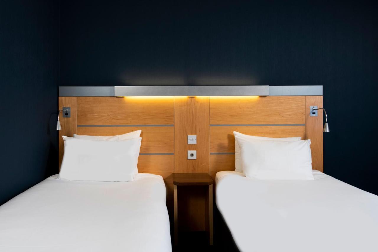 Holiday Inn Express Newcastle City Centre By Ihg Exterior photo