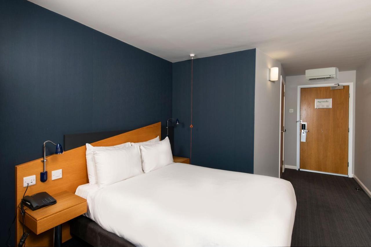 Holiday Inn Express Newcastle City Centre By Ihg Exterior photo