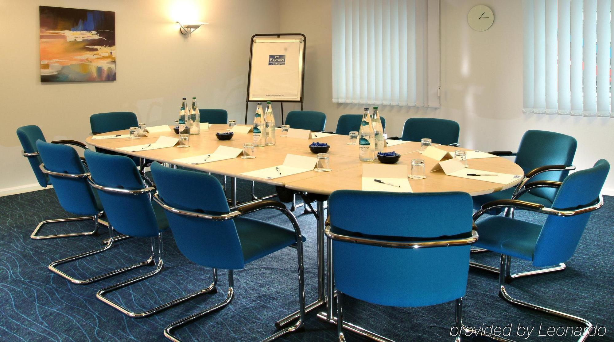 Holiday Inn Express Newcastle City Centre By Ihg Exterior photo
