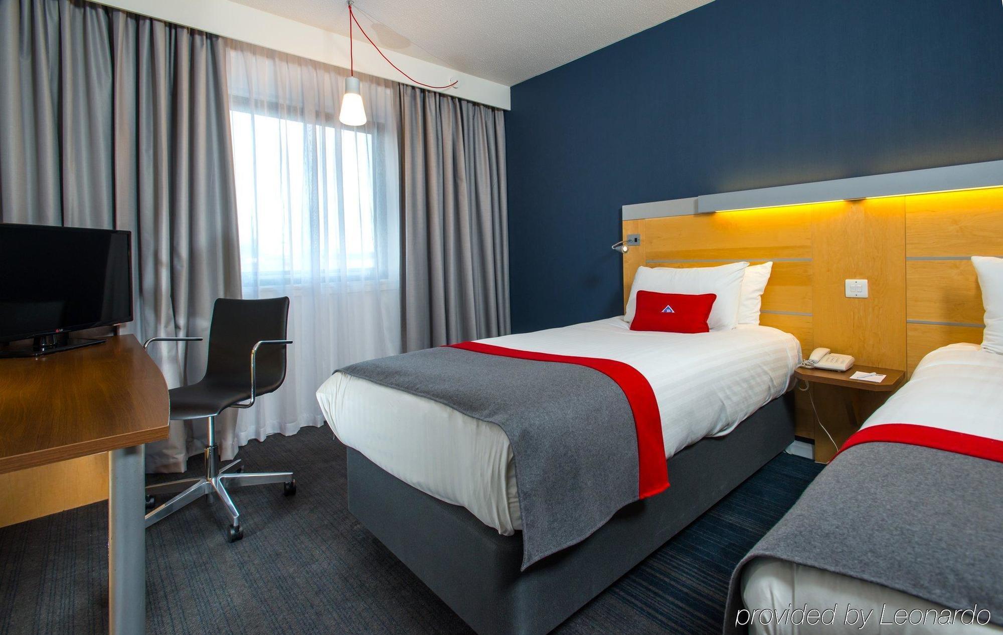 Holiday Inn Express Newcastle City Centre By Ihg Exterior photo