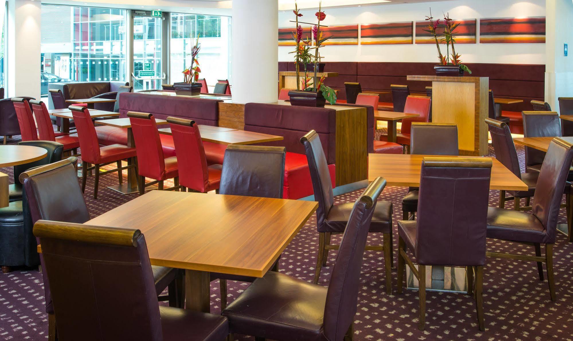 Holiday Inn Express Newcastle City Centre By Ihg Exterior photo