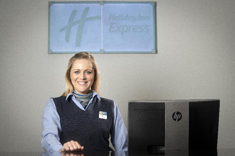 Holiday Inn Express Newcastle City Centre By Ihg Exterior photo