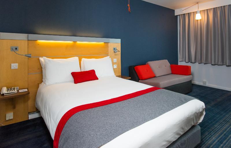 Holiday Inn Express Newcastle City Centre By Ihg Exterior photo